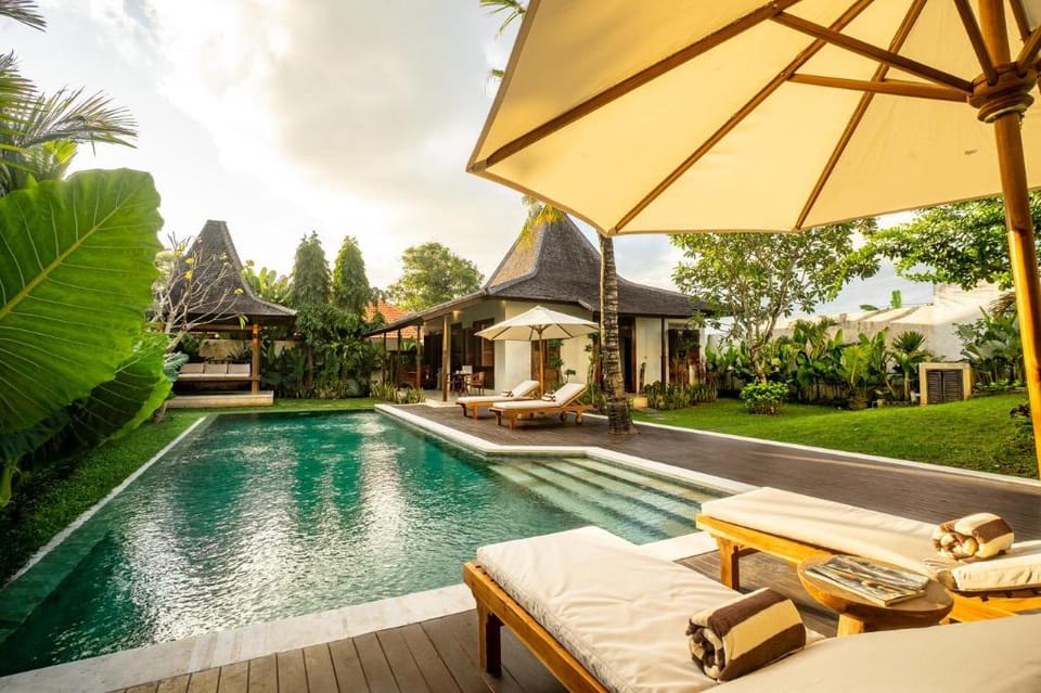 Villa Tropical Svasti by Nakula Hotel in North Kuta