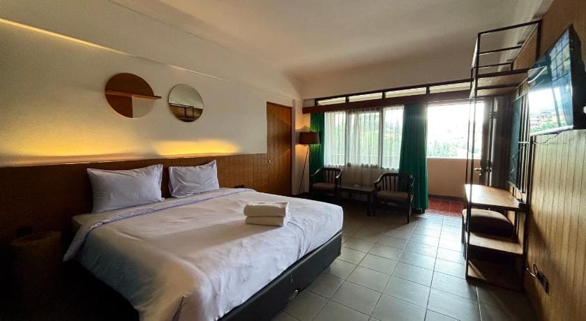 Kayuna Resort Hotel in Parongpong