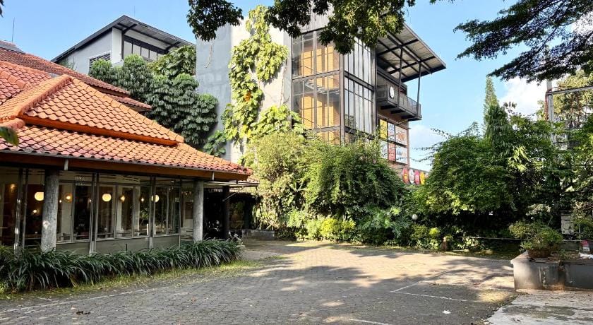 Kayuna Resort Hotel in Parongpong