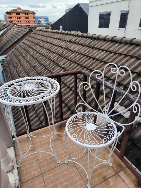 บ้านวดาวัลย์ Apartment hotel in Laos
