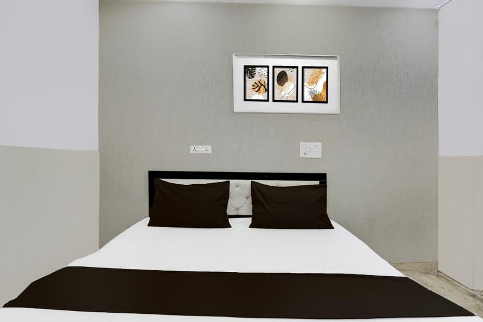Hotel O N Nature Green Hotel in Noida