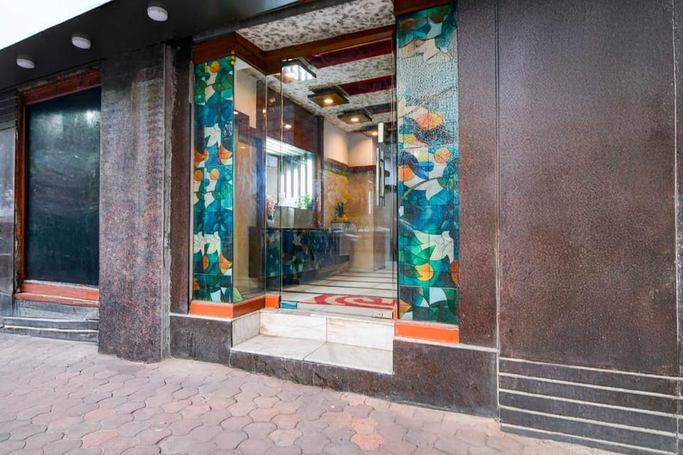 Hotel O Kolkata Northern Park Hotel in Kolkata