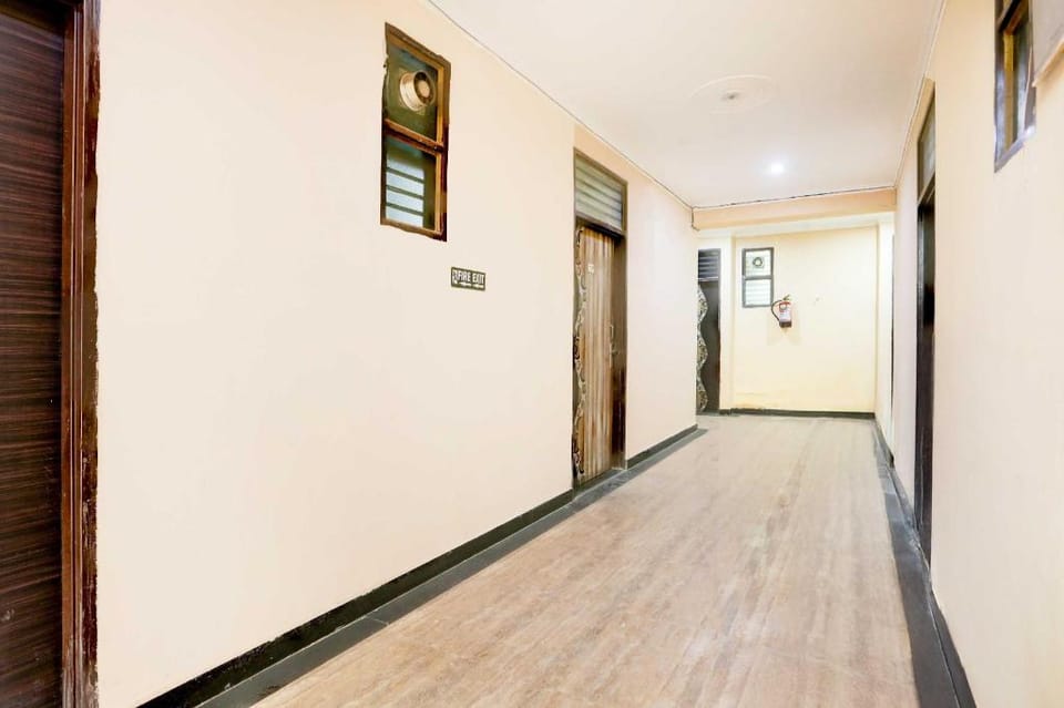 Collection O Sheetla Colony Hotel in Karnataka
