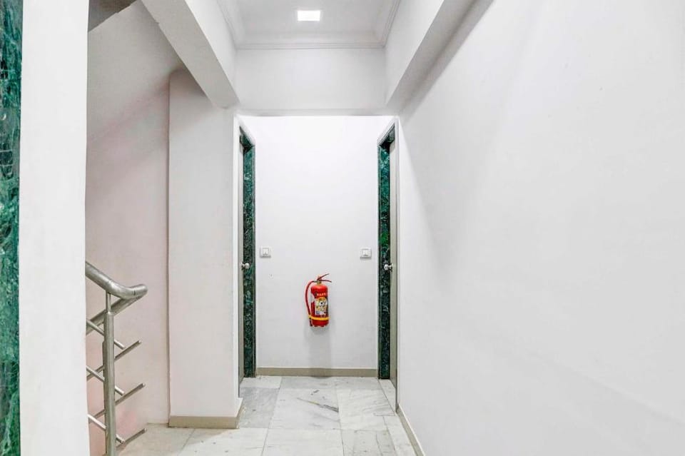 Collection O Four Bungalow Hotel in Hyderabad