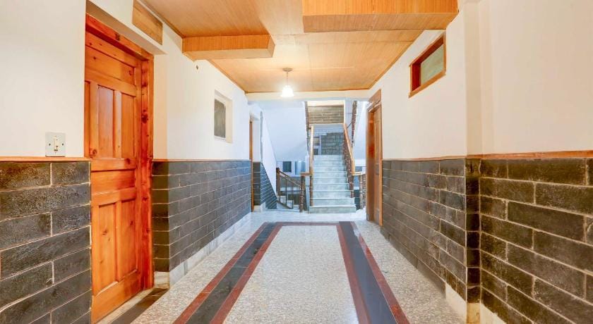 Hotel O Mall Road Manali Downtown Hadimba Temple Hotel in Manali
