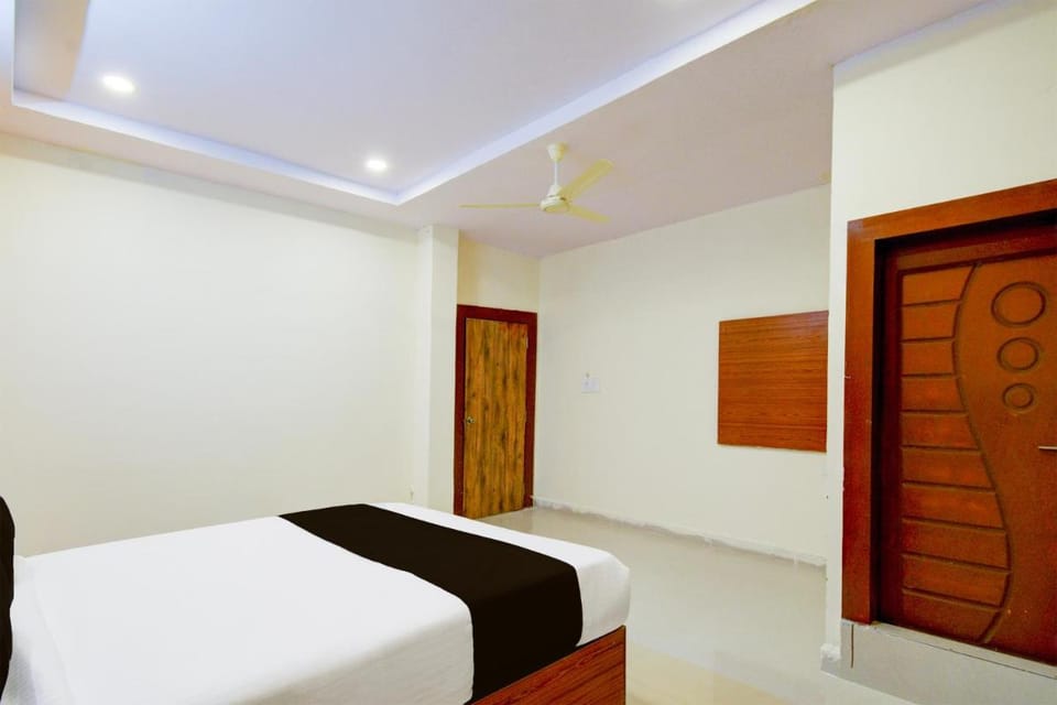 Hotel O Balaji R Square Hotel in Hyderabad