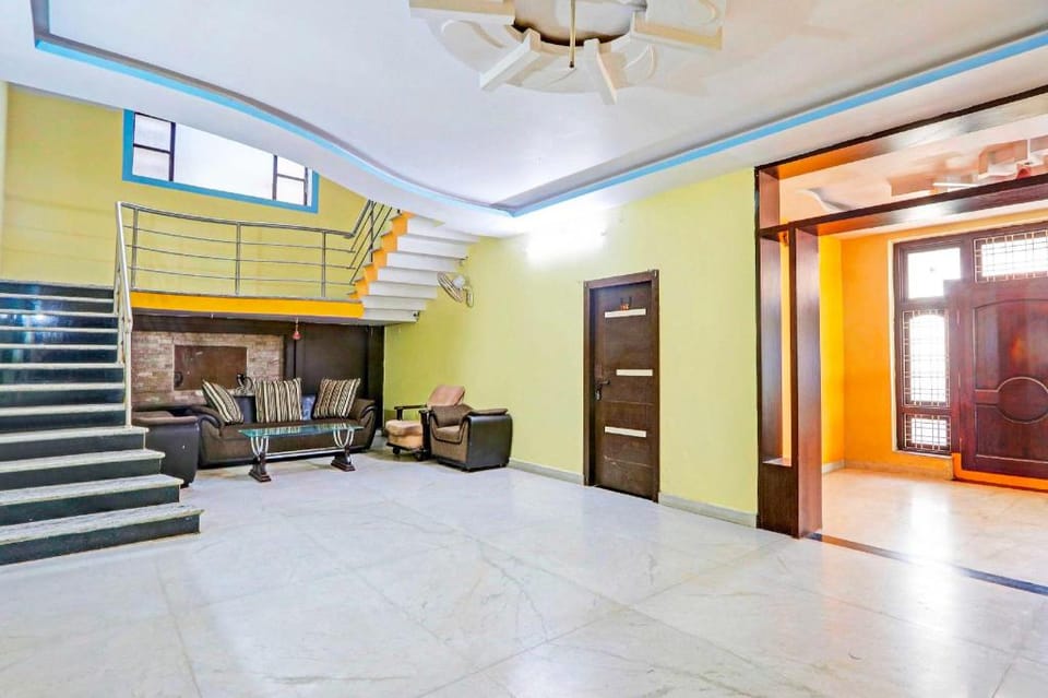 Collection O Near Dilsuknagar Metro Hotel in Hyderabad