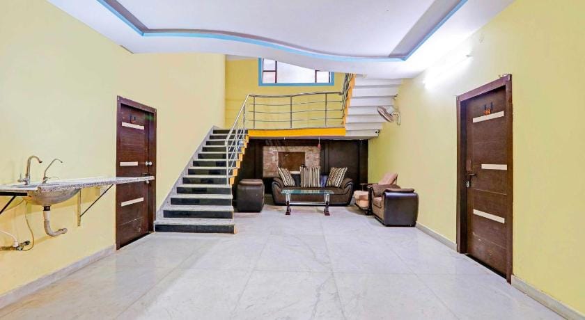 Collection O Near Dilsuknagar Metro Hotel in Hyderabad
