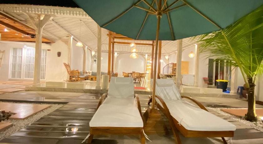 Taman Daun Homestay Hotel in East Java