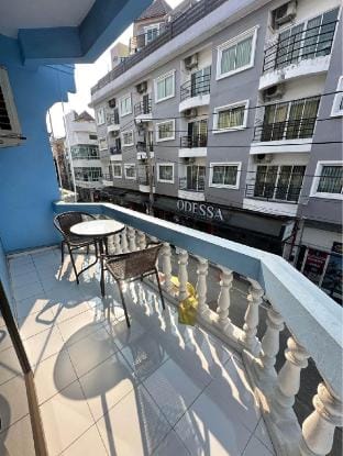 Biker bar pattaya Apartment in Pattaya City