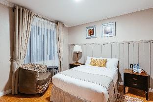 Standard Room  Relaxed Comfort in  Nairobi Vacation rental in Nairobi