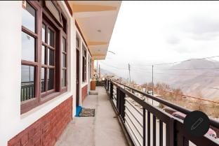 Zomsa cafe & Home Stay Apartment in Himachal Pradesh