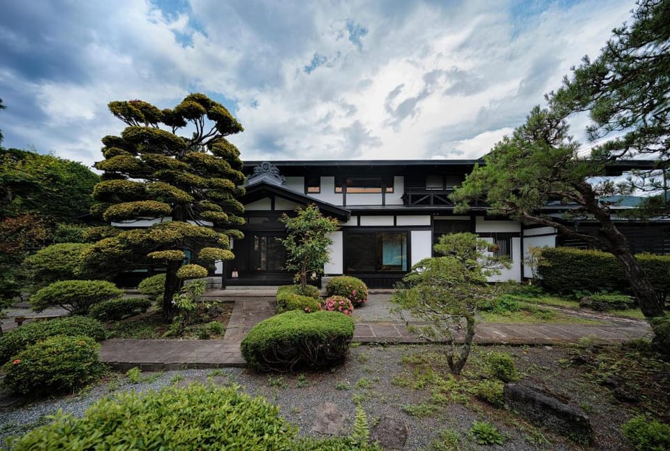 GAKUROKUSUIEN Hotel in Shizuoka Prefecture