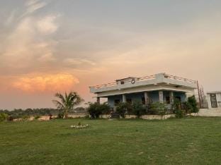 Jera farmhouse and lakeside stay Apartment in Gujarat