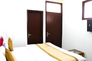 Diamond Home Stay In Vacation rental in New Delhi
