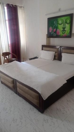 MAPLEWOOD STAY Inn in New Delhi