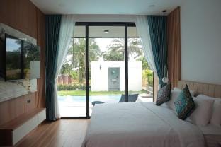Villa Nadsuree Ao-Nang Luxury  Modern House Apartment in Krabi Changwat