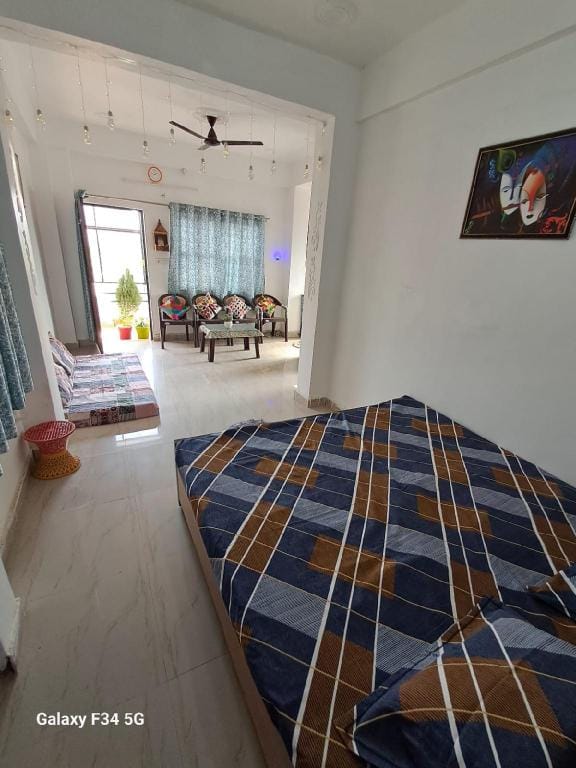 Krishnashray Home stay Hotel in Uttar Pradesh