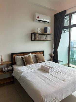 Cozy Mount Austin Lake View Vacation rental in Johor Bahru