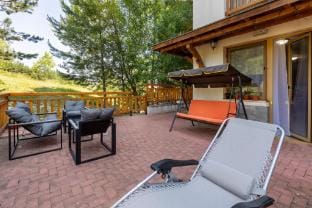 Two-room Forest Retreat-Fireplace/Veranda/BBQ/View Vacation rental in Bansko