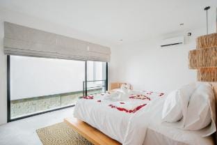 Uluwatu Houses Vacation rental in Bali