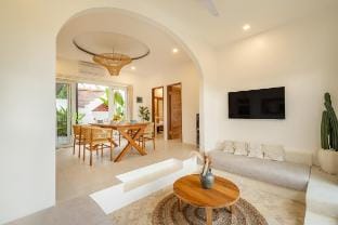 Private 2BR Villa w/Rice Field Views & Sunset Deck Villa in Bali