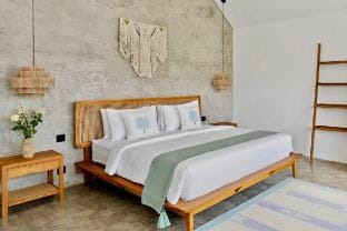 Peaceful 1BR Villa Private Pool & Rice Field Views Villa in North Kuta