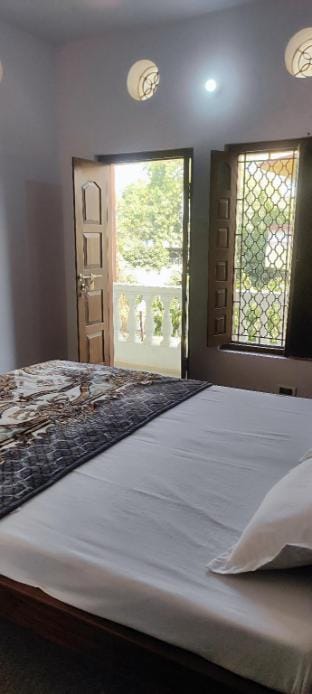 Kalpataru PG House Vacation rental in Varanasi