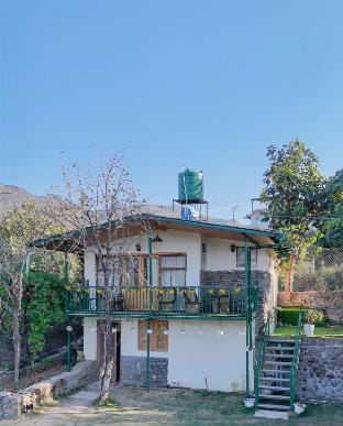 Bougain Villa Cottage Chalet in Uttarakhand