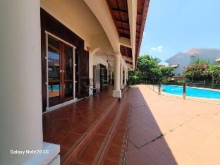 Villa Domanie 4 Room Pool Private Vacation rental in Phan Thiet