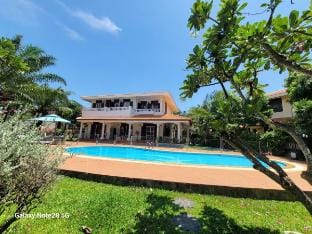 Villa Domanie 4 Room Pool Private Vacation rental in Phan Thiet