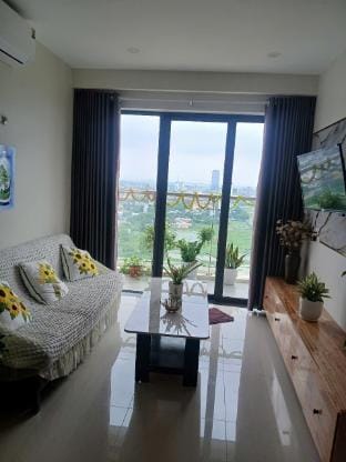 HUE PURPLE Homestay Apartment in Laos