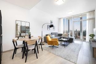 Stylish 1-Bedroom Apartment with Premium Amenities Vacation rental in Dubai