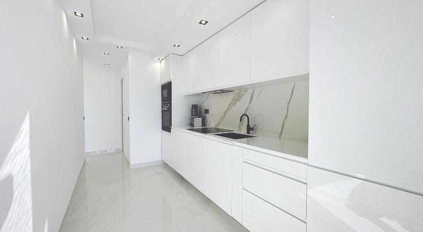 Modern apartment - AC-1BR- 4P - Mandelieu Hotel in Mandelieu-La Napoule