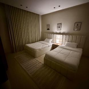 جناح بغرفتين نوم وصالة Vacation rental in Al Khobar