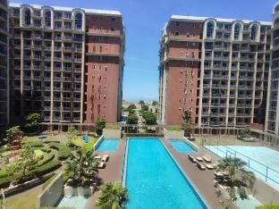 Facing Pool w/ Balcony near MOA BP1637 Vacation rental in Pasay
