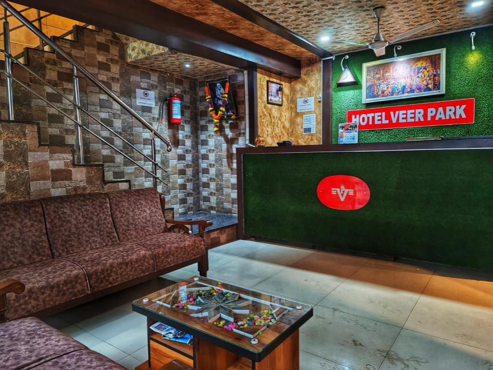 Hotel Veer Park Hotel in Maharashtra