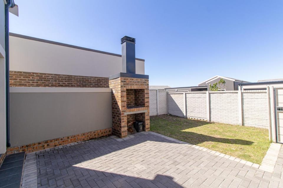 Baywest Stay Apartment in Port Elizabeth