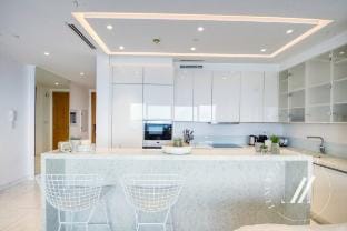 Spacious 3BR Apartment with Sea Views Vacation rental in Dubai