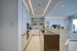 Spacious 3BR Apartment with Sea Views Vacation rental in Dubai