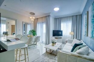 Opulent 1 BR in Damac Maison mall street Vacation rental in Dubai