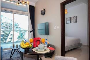 Brand new 1BDR in Vera- Business Bay Vacation rental in Dubai