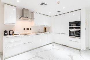 Luxurious Studio with balcony in JBR Apartment in Dubai
