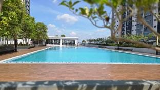 Alanis Suite KLIA 1 With Neflix Vacation rental in Negeri Sembilan, Malaysia