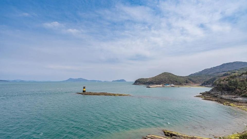Namhae Private Pool Villa Damhae Bed and Breakfast in South Korea