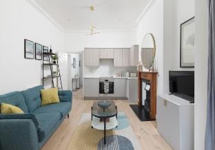 Covent Garden, 3 Bedroom Apt Vacation rental in City of Westminster