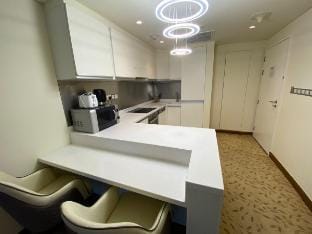 Comfy Studio Burj Khalifa View| Address Dubai Mall Vacation rental in Dubai