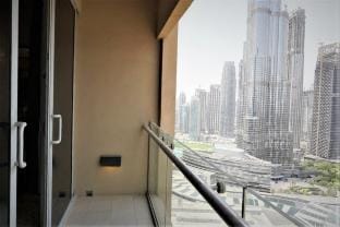 Downtown Premium Studio With Burj Khalifa View Vacation rental in Dubai