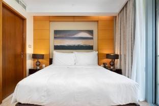 Luxe Apt With Stunning Panoramic Burj Khalifa View Vacation rental in Dubai