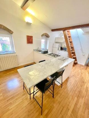 Susanna's Lovely New Apartment Vacation rental in Livorno